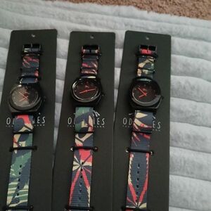 Black and Multicolor Strap Watch Set